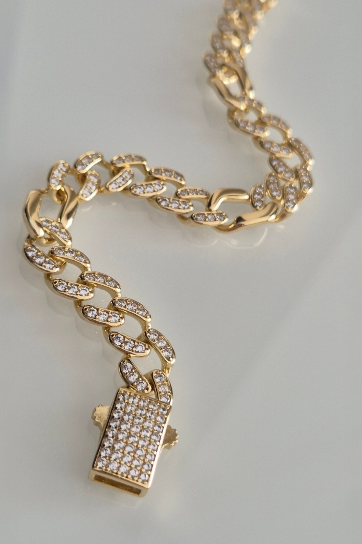 Xuping Gurmet Bileklik