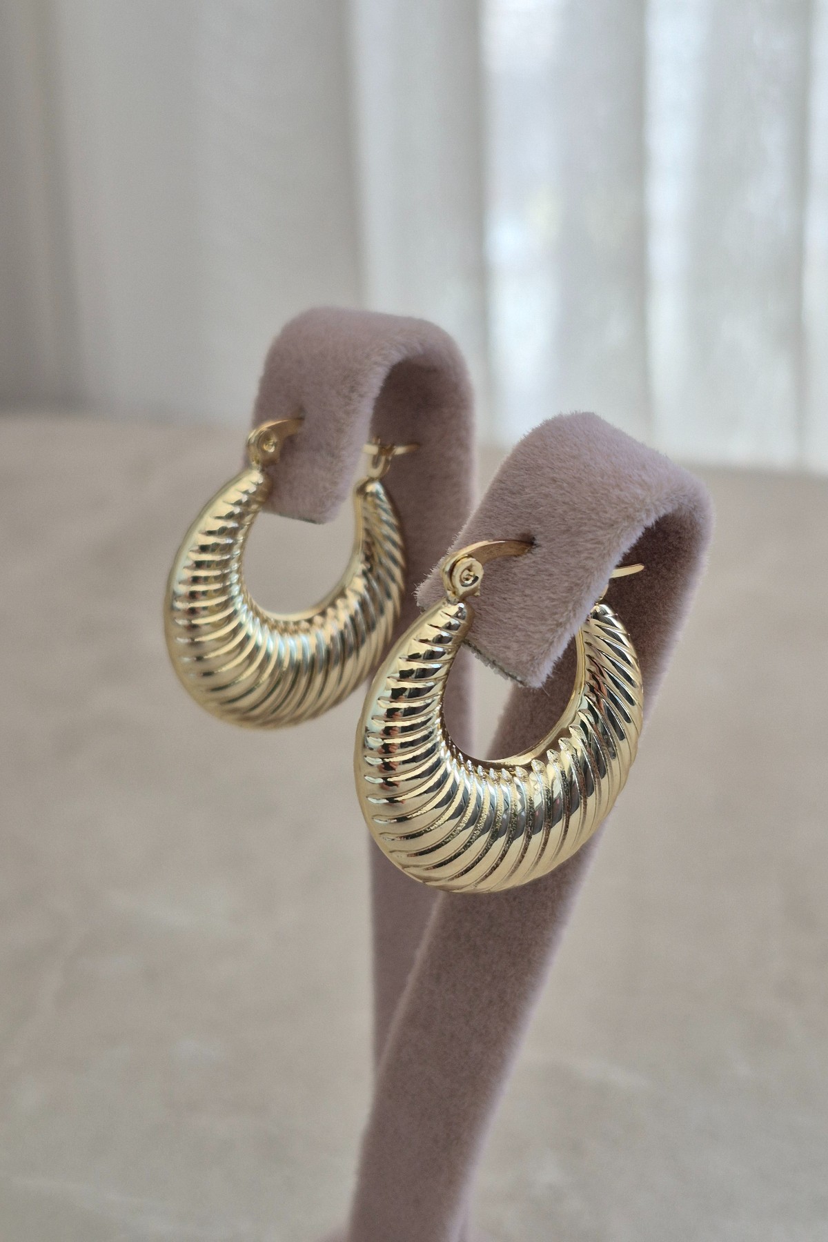 Gold Halka Vip Küpe