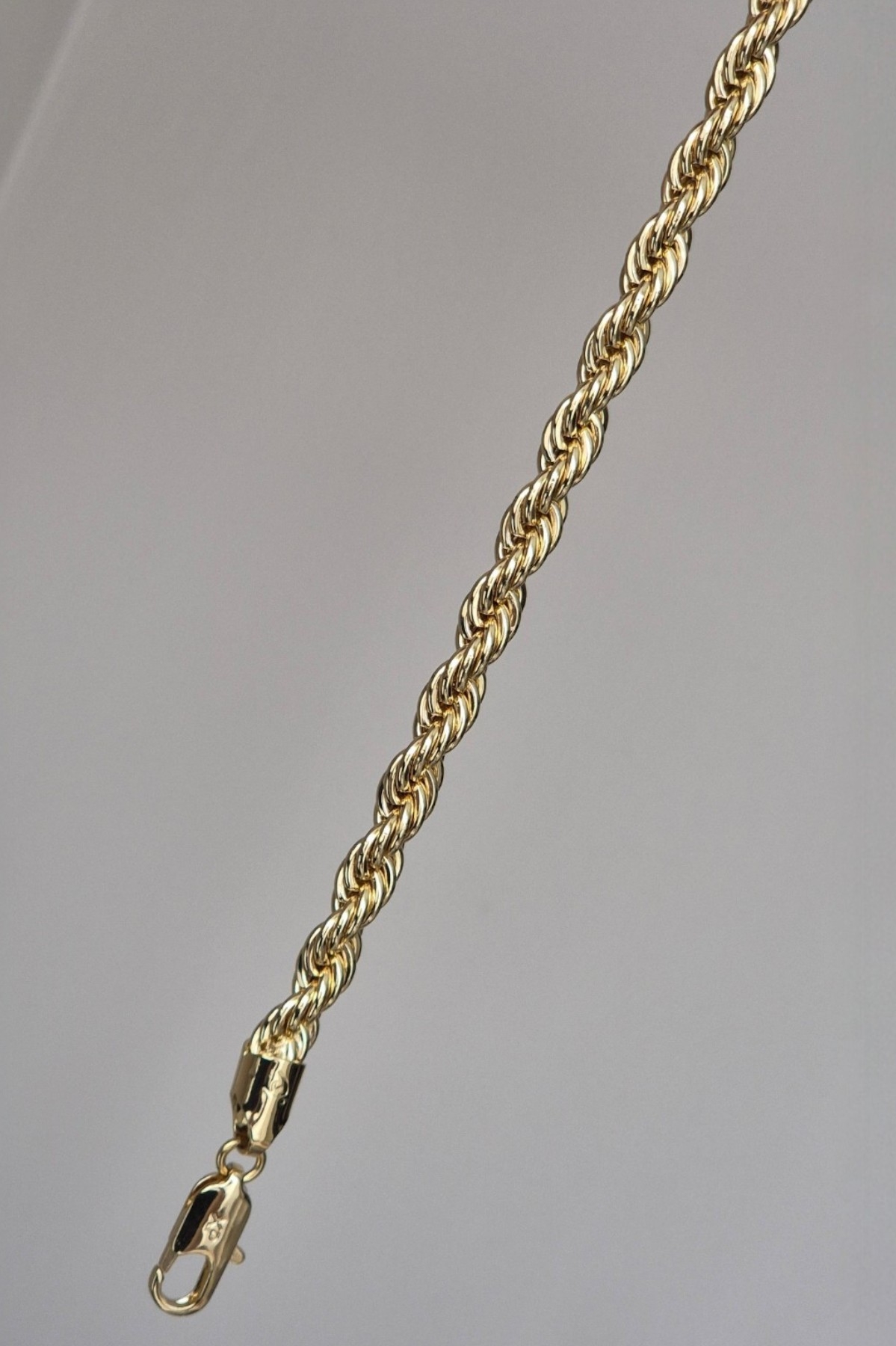 Xuping Bileklik Burgu