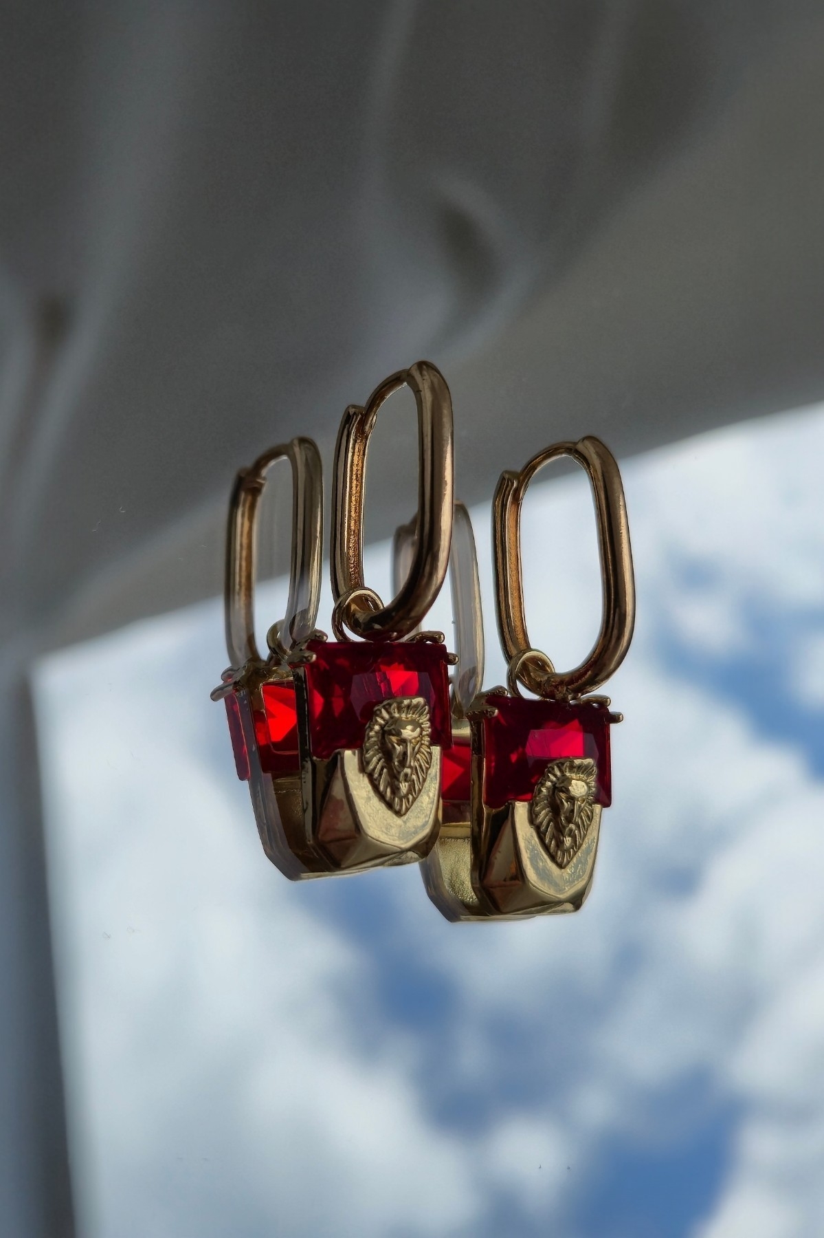 Aslan Gold Kırmızı Küpe