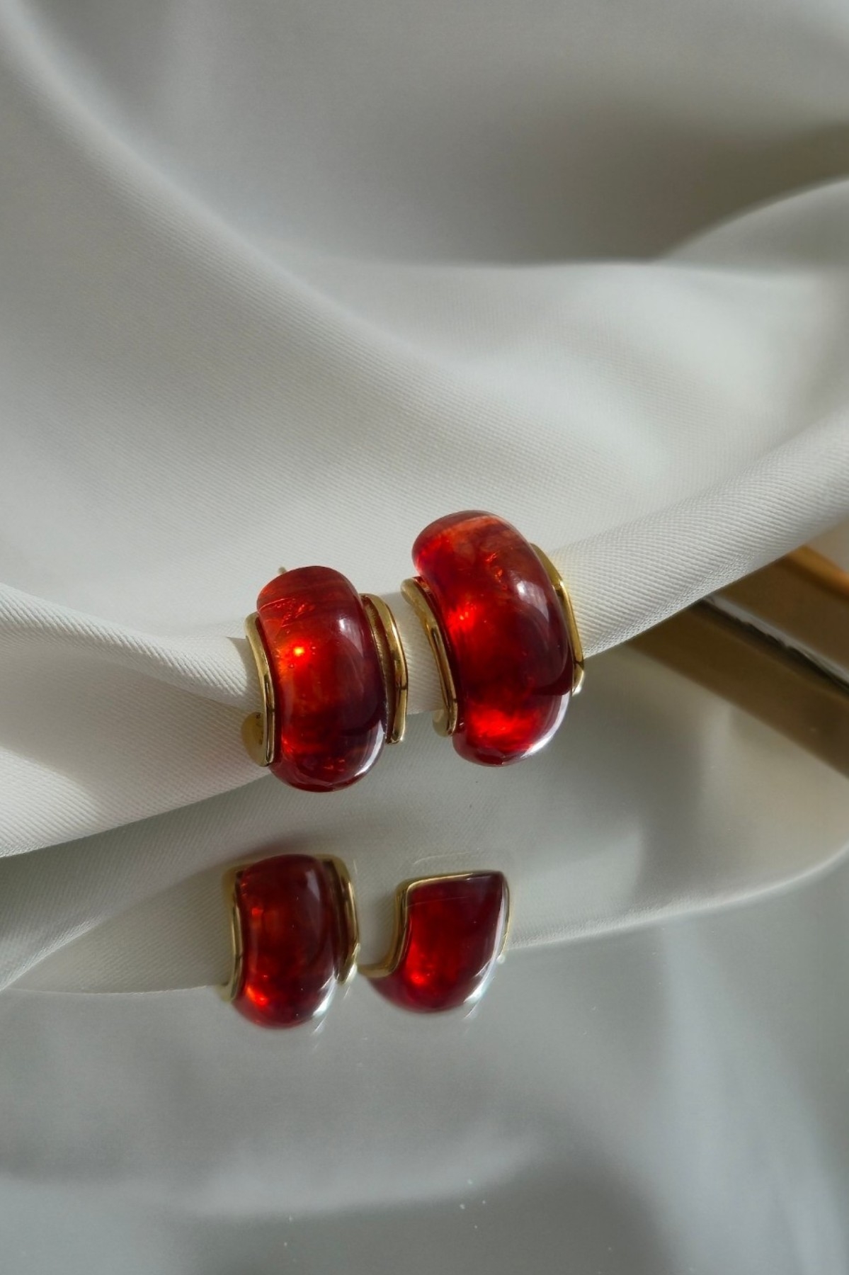 Kırmızı Cam Küpe