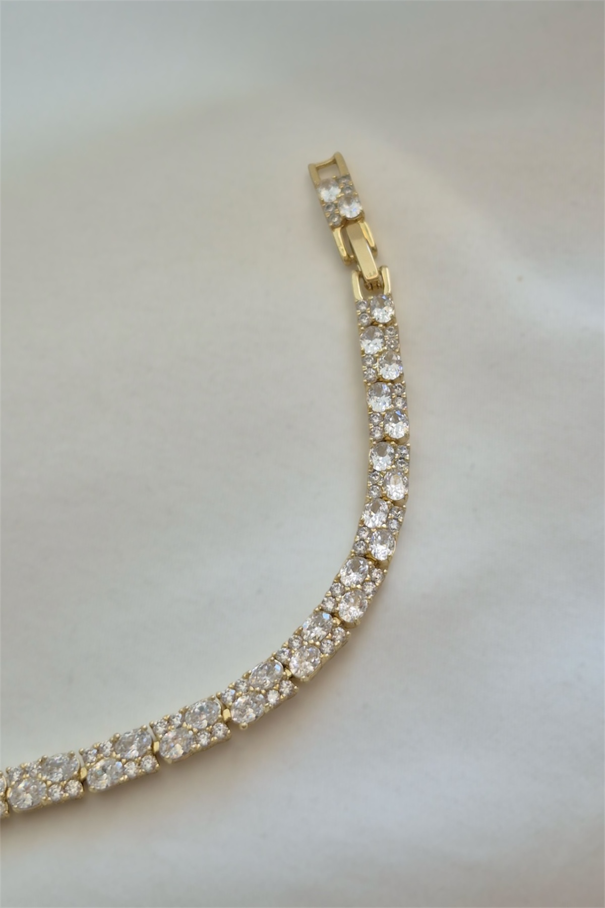  Xuping Zarif Taşlı Bileklik 