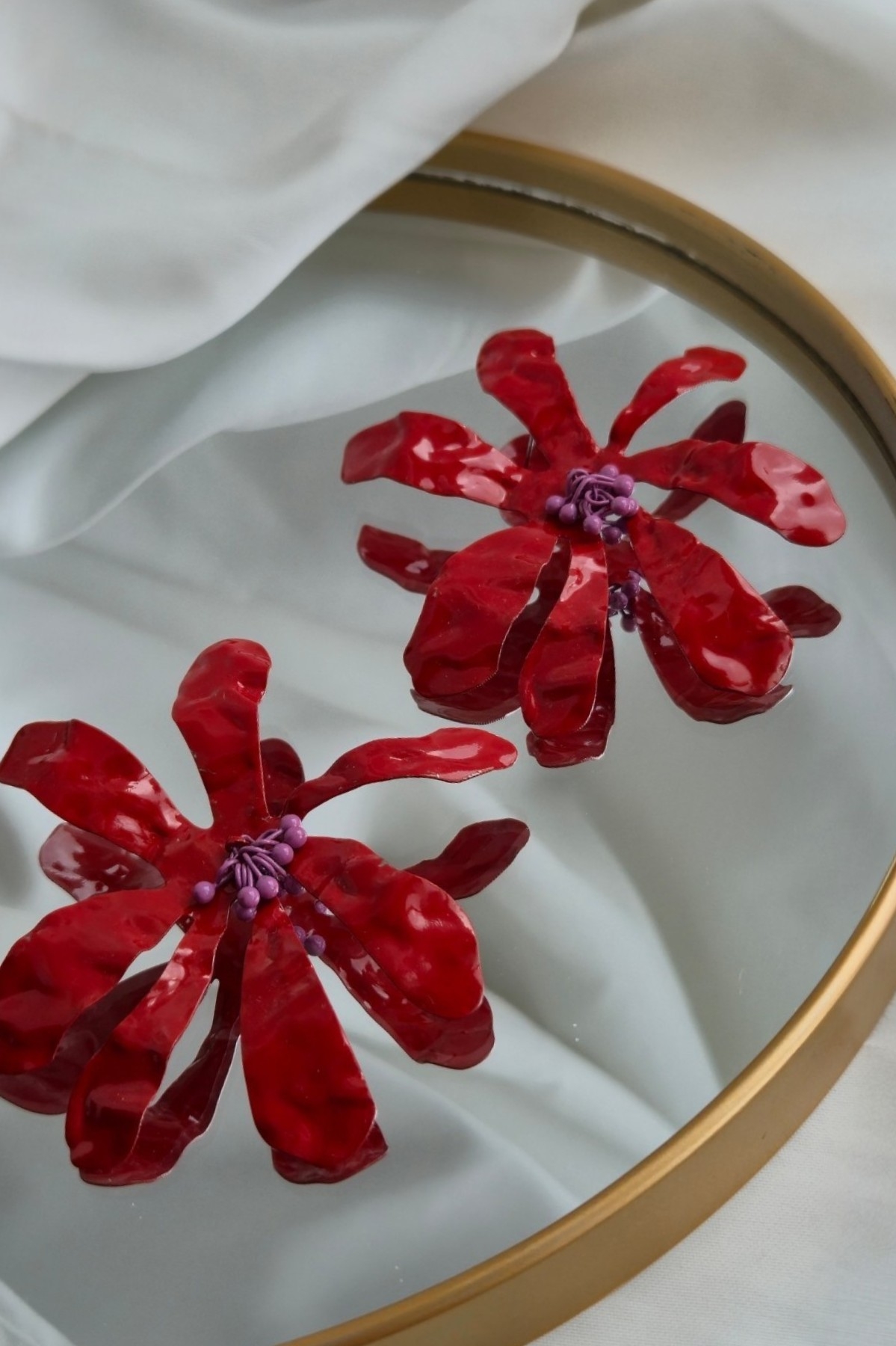 Marka Model Çiçekli Zr Küpe