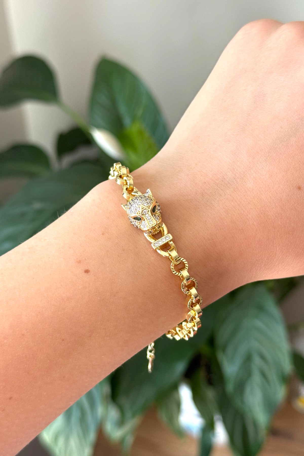 Gold Taşlı Tiger Bileklik