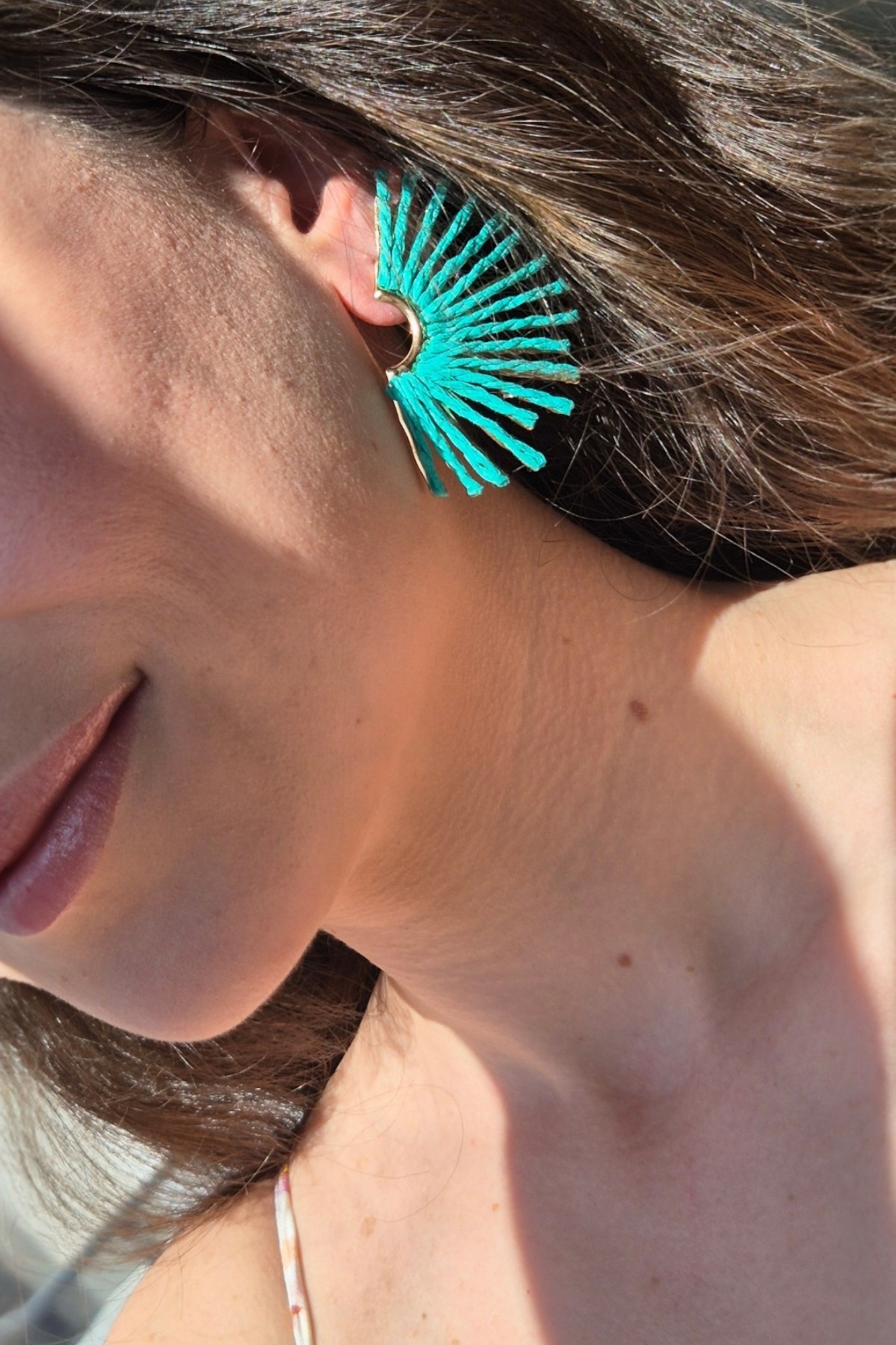 Yeşil Tasarım Küpe